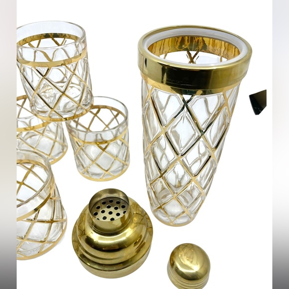 Altuzarra 18 Karat Gold Cocktail Shaker and Glassware - a Set of 5 - Picture 5 of 7